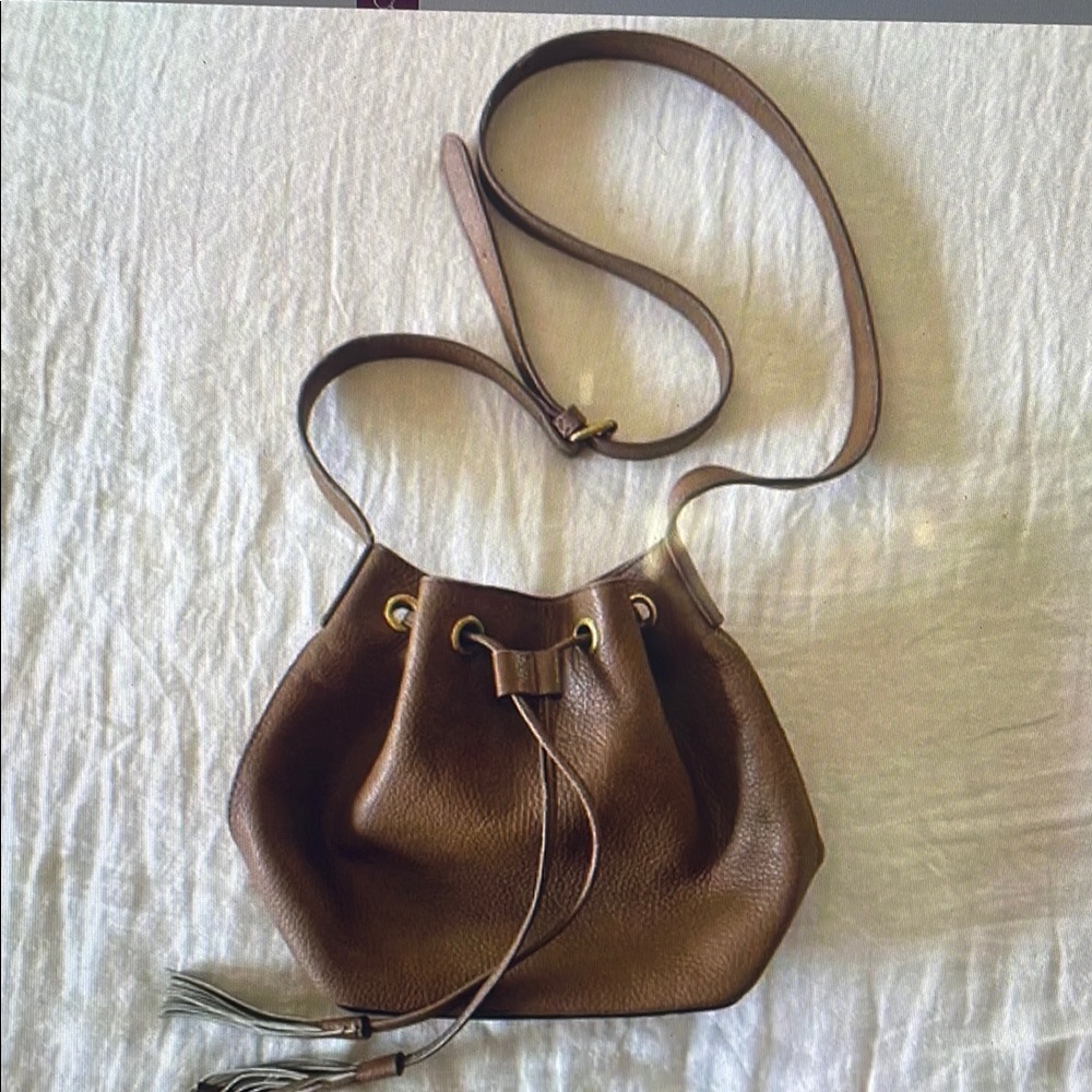 Elegant Brown Crossbody Bag